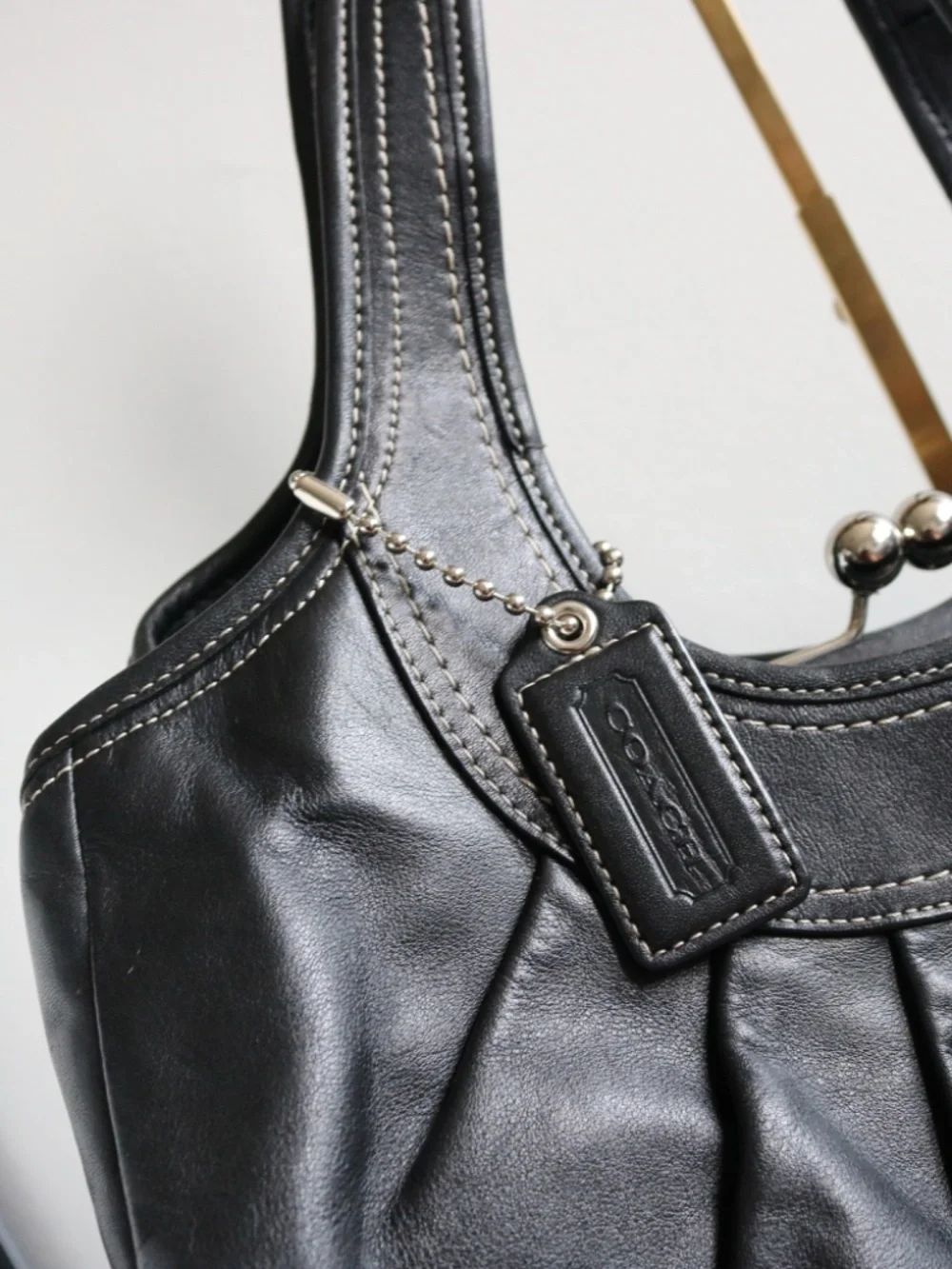 Vintage Coach Pleated Ergo Kisslock Shoulder Bag Black